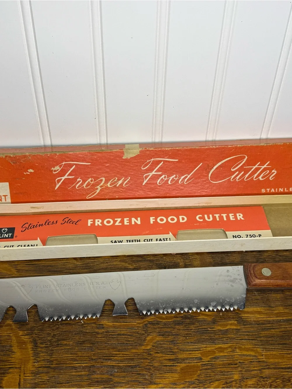 EKCO Flint Arrowhead 750-P Frozen Food Cutter Knife Serrated Stainless USA VTG
